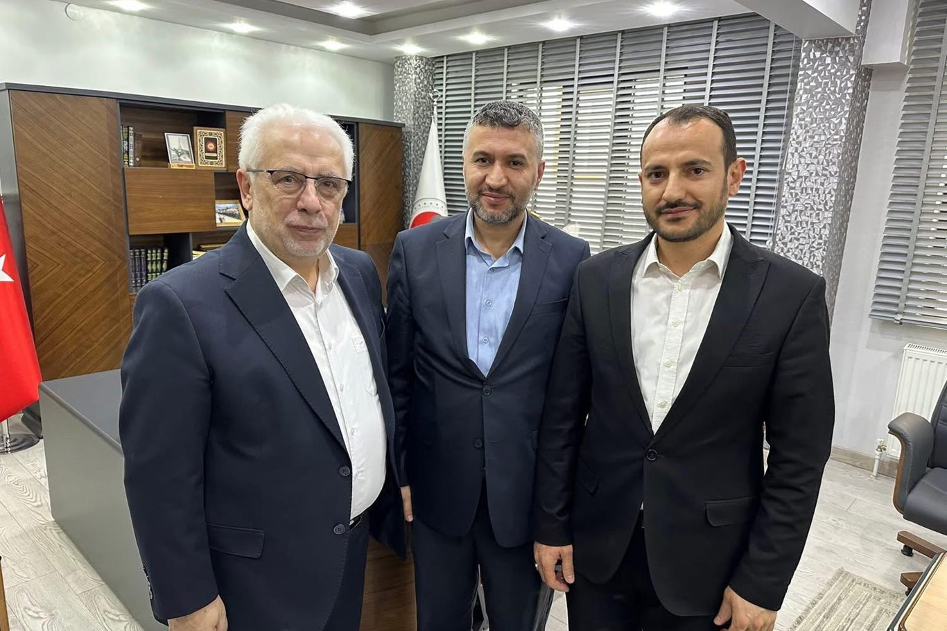Hac farizasını yerine getiren Siirt İl Müftüsü Pinal görevine başladı