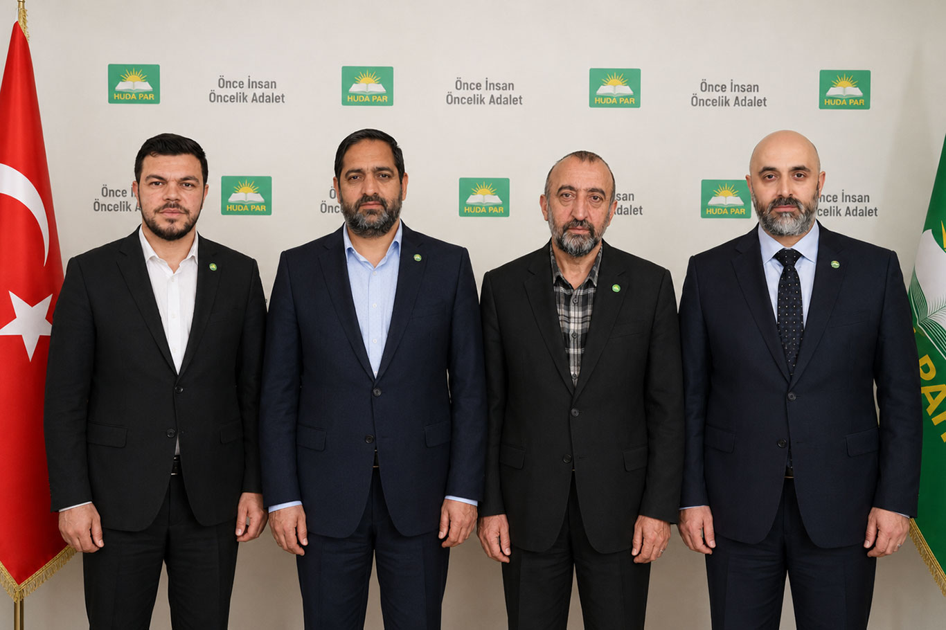 HÜDA PAR Gümüşhane'de ilçe kongrelerini tamamladı