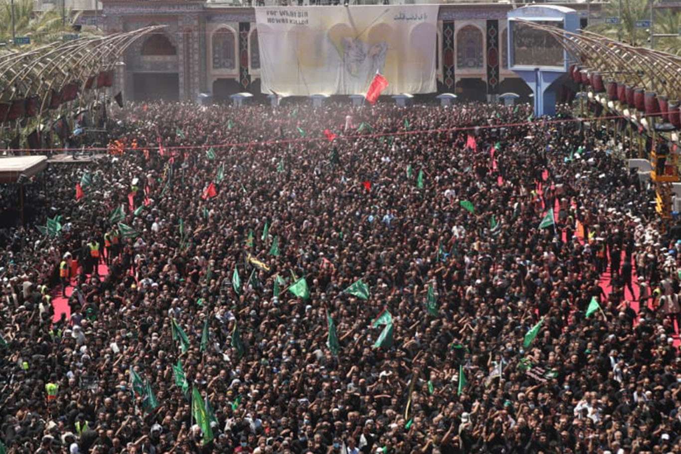 مراسم عزاداری شهدای کربلا در روز عاشورا