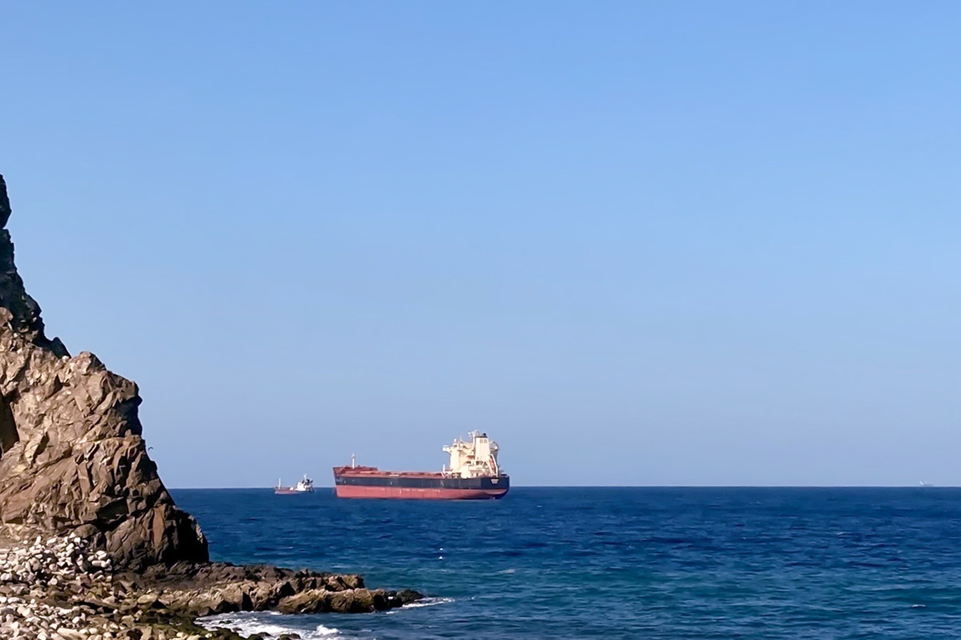 سوپای پاسدارانی ئێران: هەماهەنگی لەگەڵ ئێمە بۆ تێپەڕین بە گەرووی هورمز پێویستە