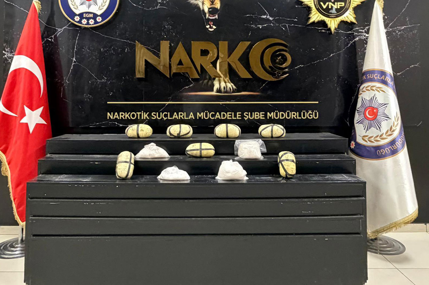 Van'da 10 kilogram metamfetamin ele geçirildi: 1 tutuklama