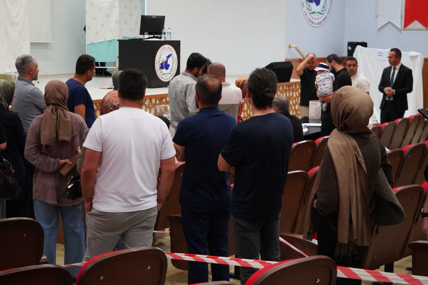 Sağlık-Sen Van Şubesi yeni yönetimini seçiyor