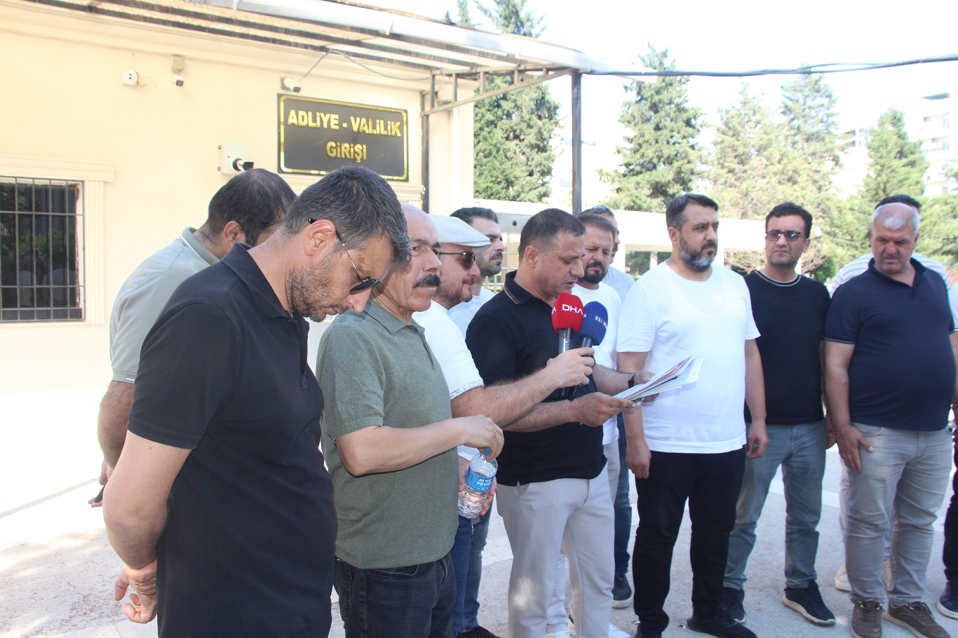 Mardin'de 12 yıldır evlerini bekleyen onlarca aile savcılığa suç duyurusunda bulundu