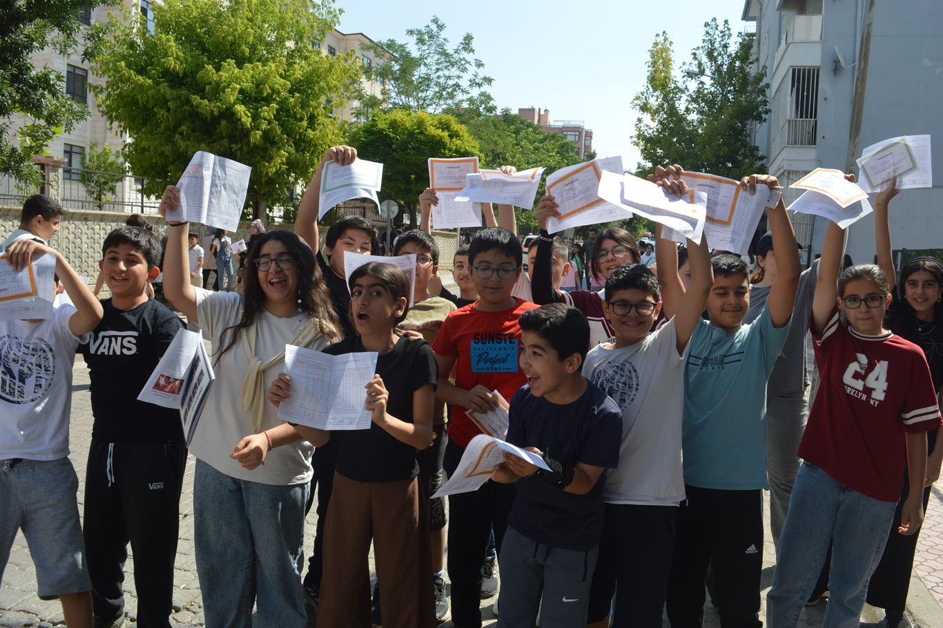 Siirt'te karne heyecanı: Takdir alan da vardı, pişman olan da