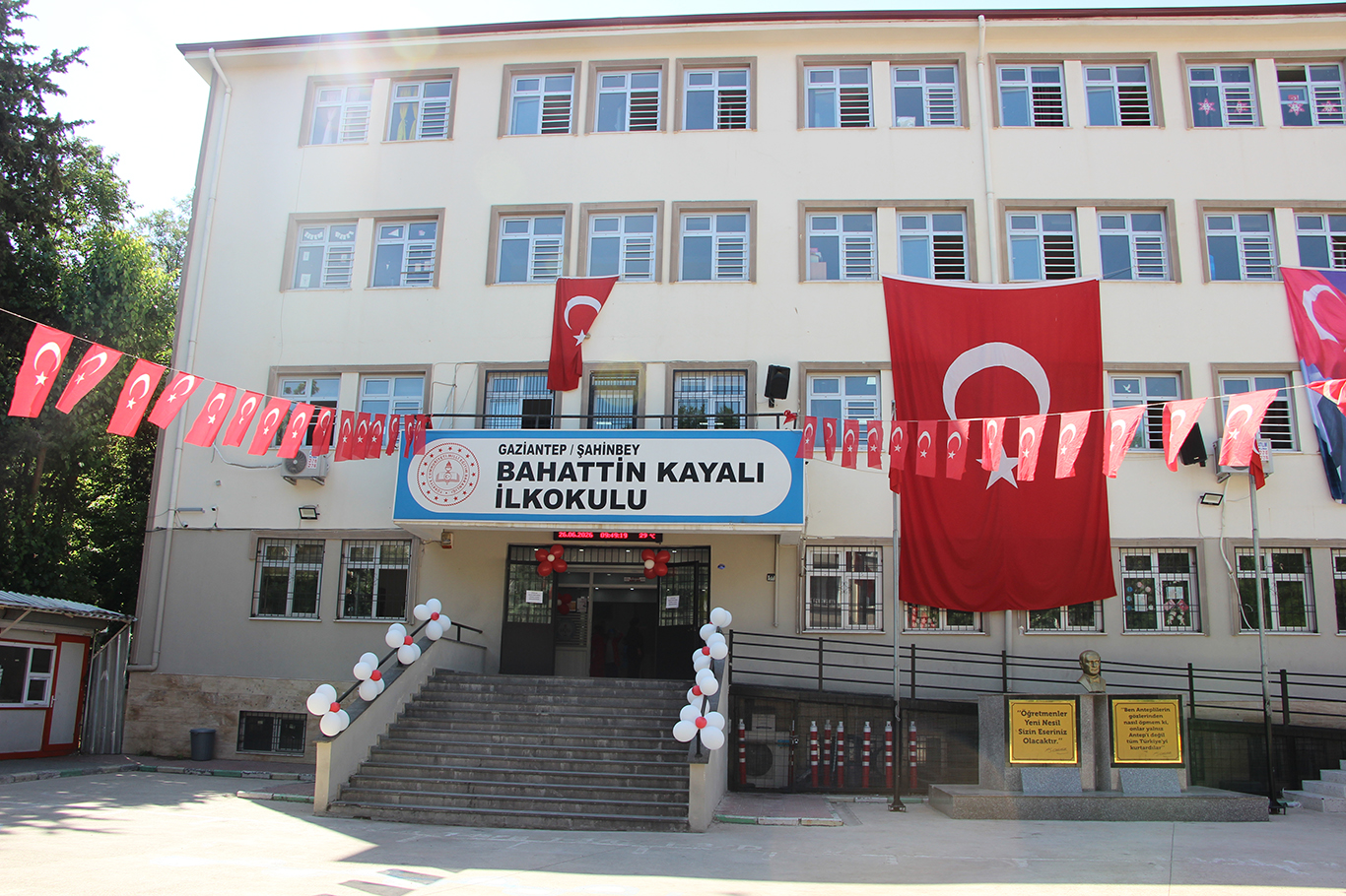 Gaziantep'te 700 bin öğrenci yaz tatiline girdi