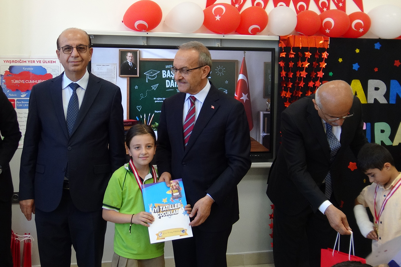 Vali Yavuz: Batılı değiliz, batılılaşmayacağız