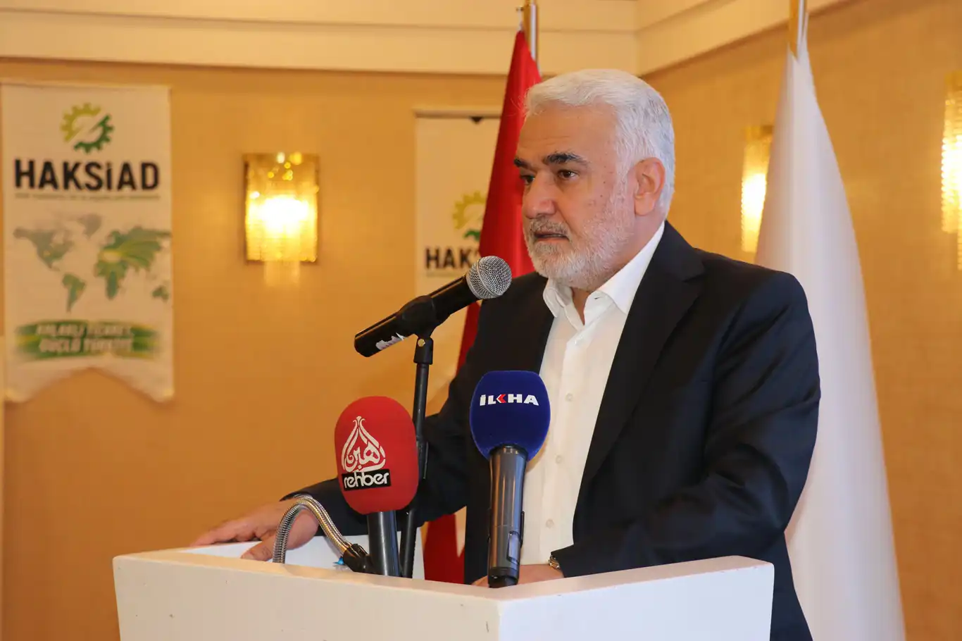 Yapıcıoğlu: Dürüst tüccarın İslam'a hizmetine âlimlerin vaazı yetişememiştir