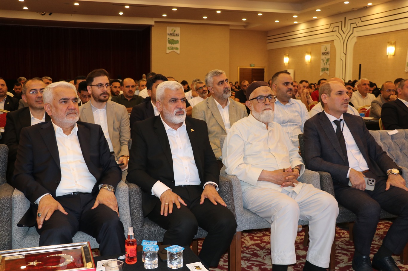 Siyer Vakfı Kurucusu Yıldırım, HAKSİAD programında 'Tüccar Sahabeler' konusunu konuştu