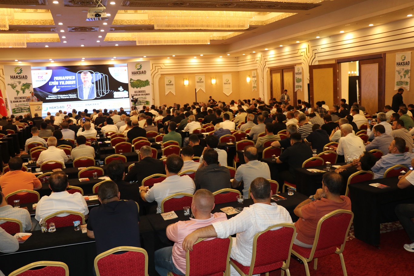 Siyer Vakfı Kurucusu Yıldırım, HAKSİAD programında 'Tüccar Sahabeler' konusunu konuştu