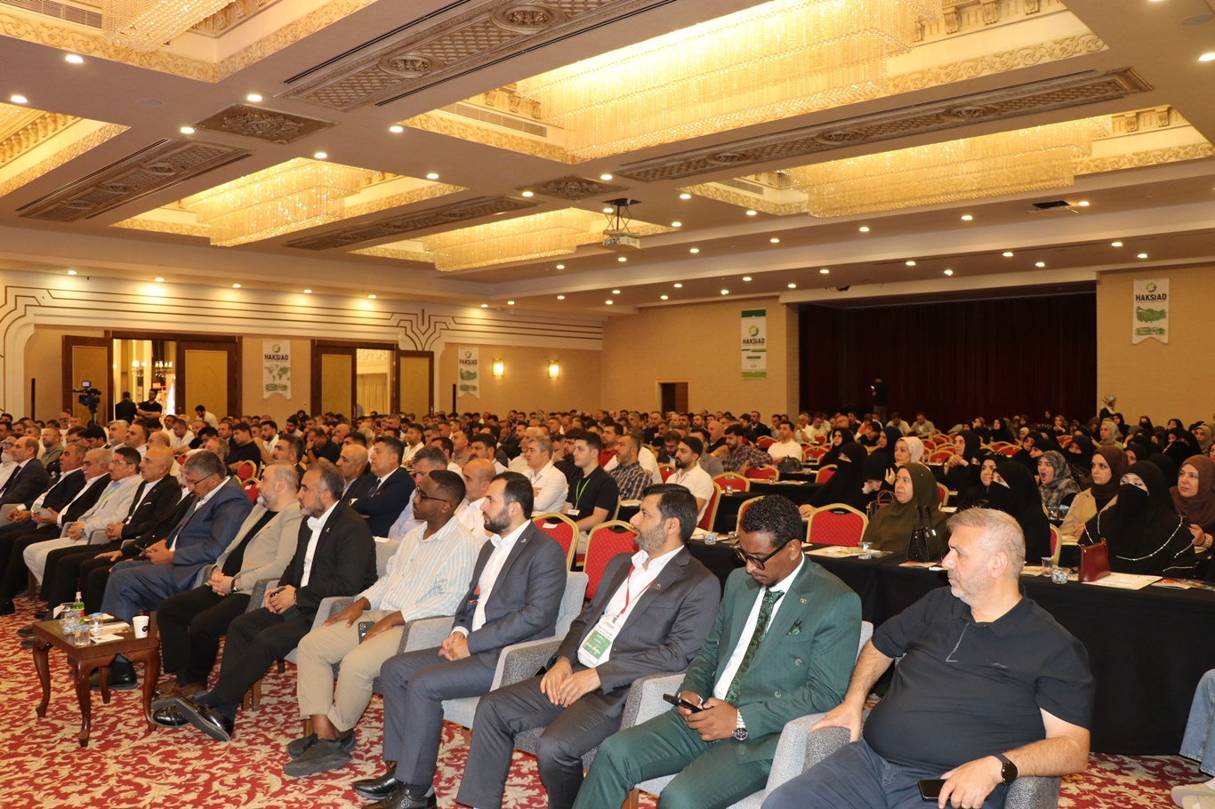 Siyer Vakfı Kurucusu Yıldırım, HAKSİAD programında 'Tüccar Sahabeler' konusunu konuştu