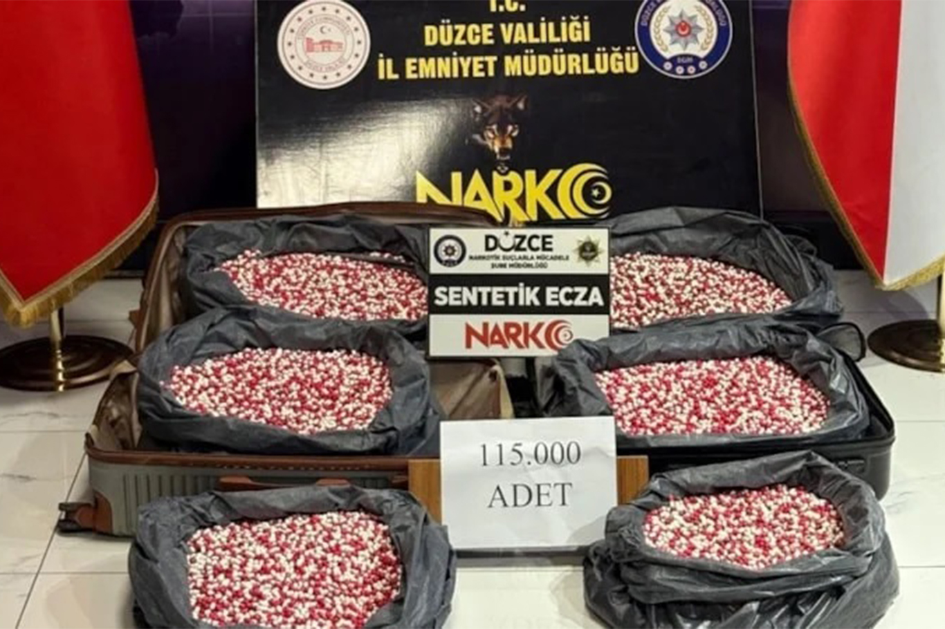 Düzce'de uyuşturucu operasyonu: 115 bin sentetik hap ele geçirildi