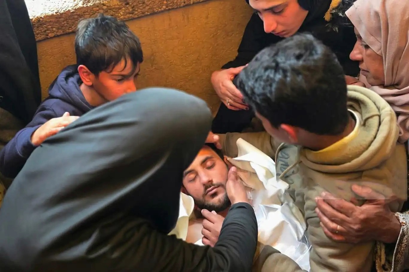الصحة في غزة: ارتفاع حصيلة الشهداء إلى 73,054 منذ بدء العدوان