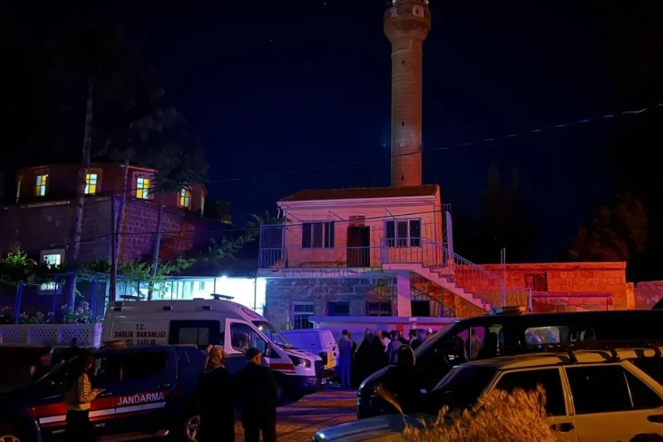 تركيا: مقتل شخصين في اعتداء داخل مسجد