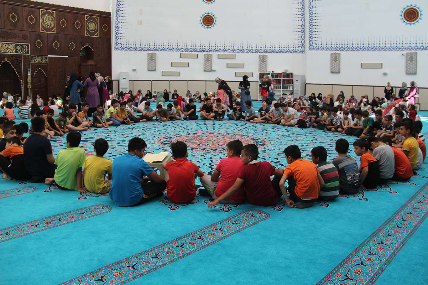 Camiler yazın çocuklarla şenlenecek: Yaz Kur'an kursları başlıyor