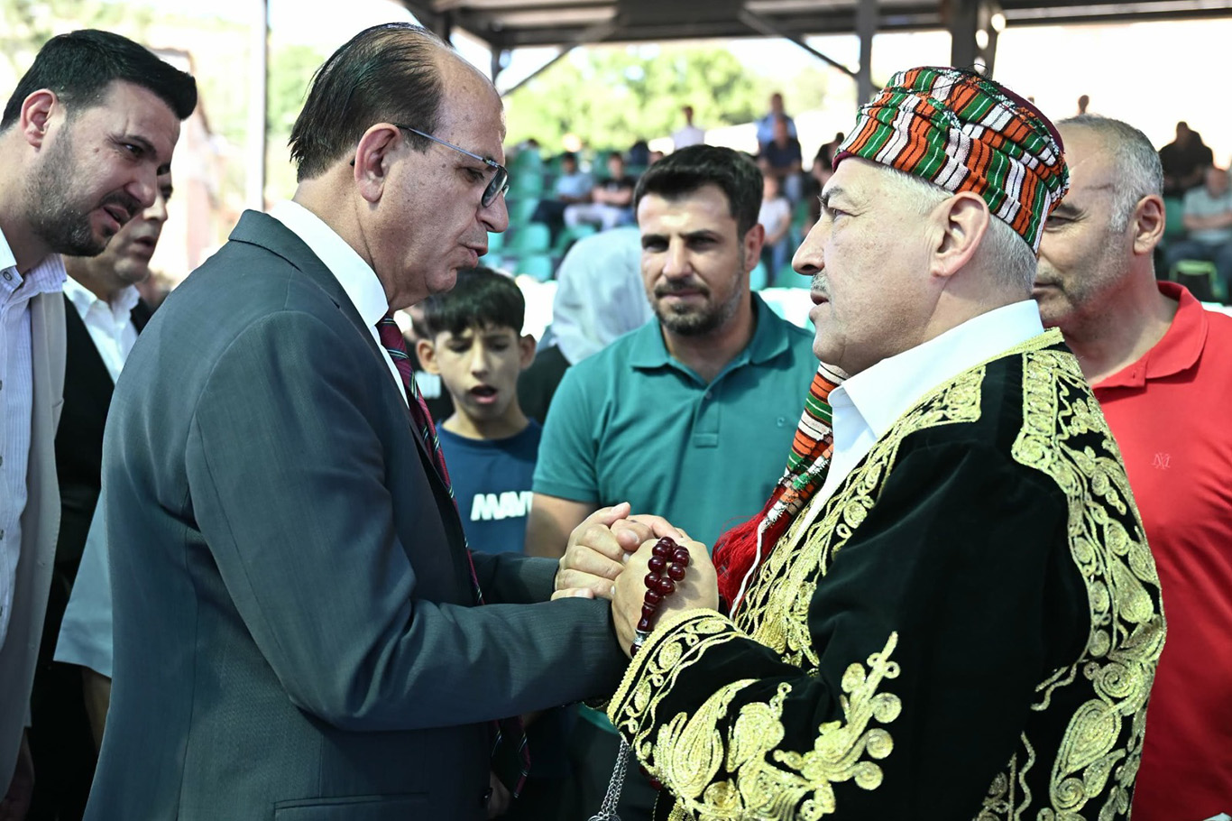 Yeşilyurt Kiraz Festivali’nde güreş heyecanı yaşandı