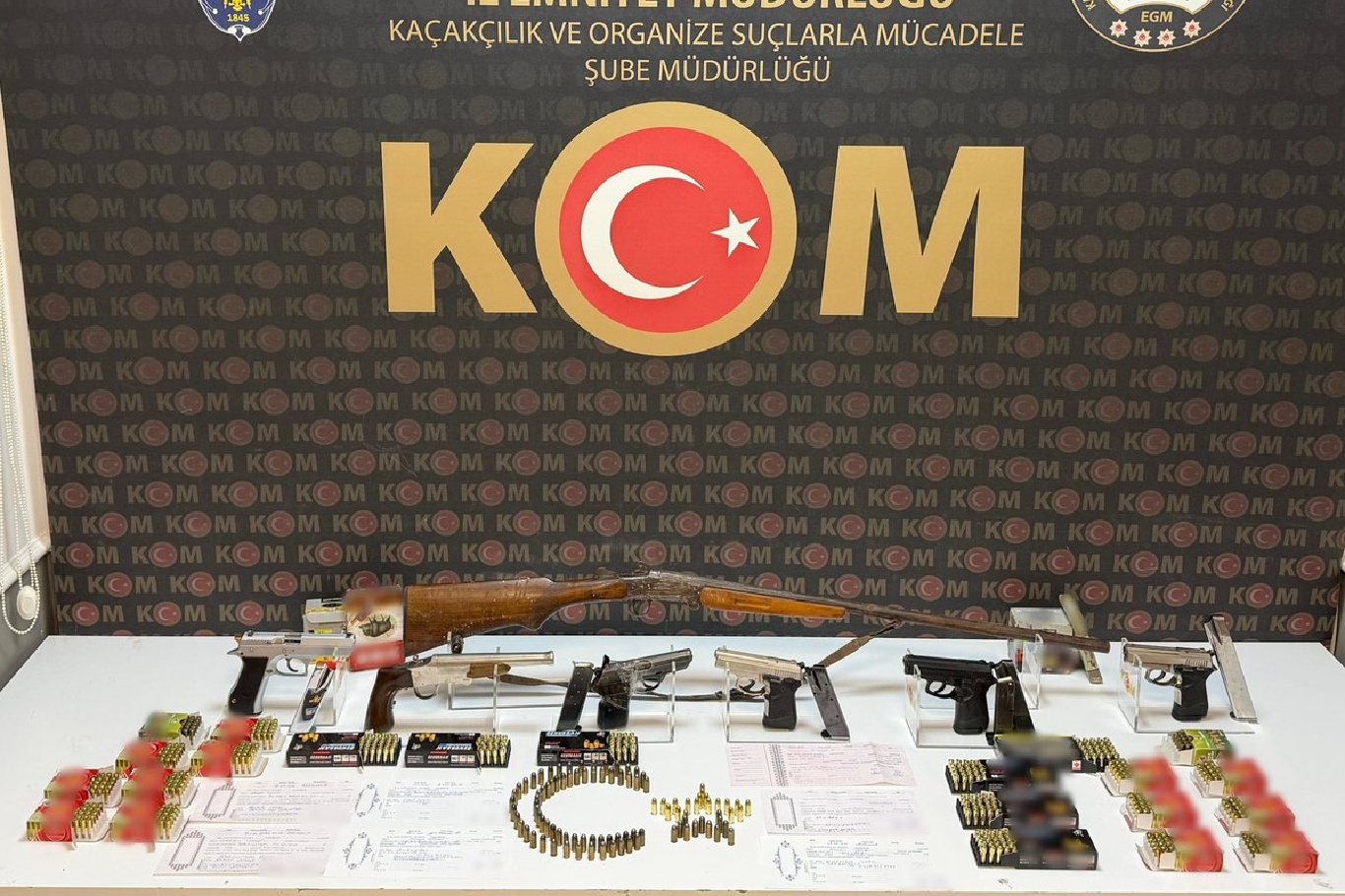 Afyonkarahisar'da silah ve tefecilik operasyonu: 5 gözaltı