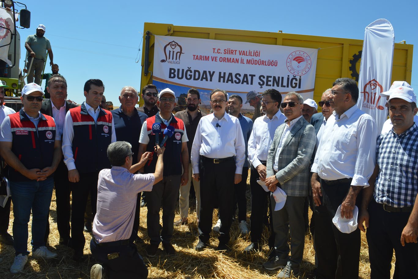 Garzan Ovası’nda buğday hasadı: Verim arttı, çiftçi maliyetler için destek istedi