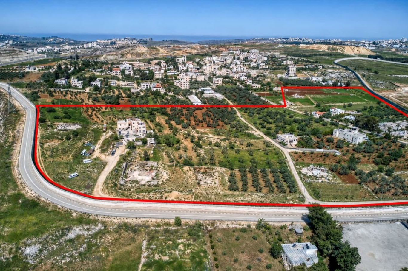 Palestinian officials condemn Israeli land grab for waste facility in occupied Jerusalem