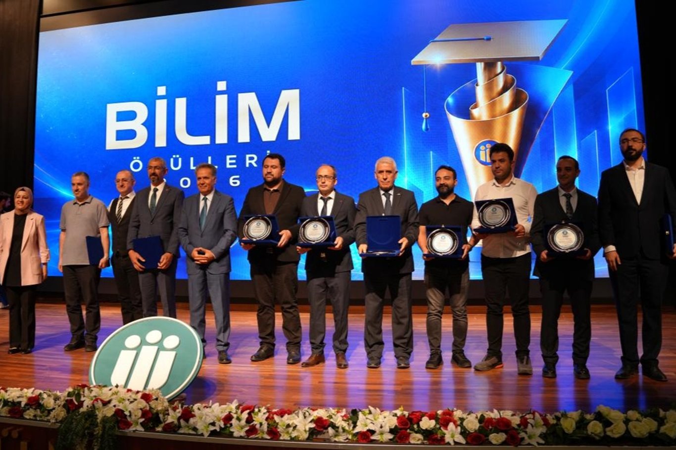 İnönü Üniversitesinde başarı ödülleri sahiplerini buldu