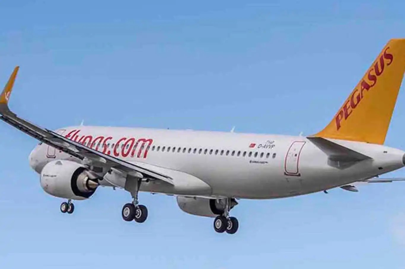 Powerbank smoke sparks pre-takeoff evacuation at Ankara airport