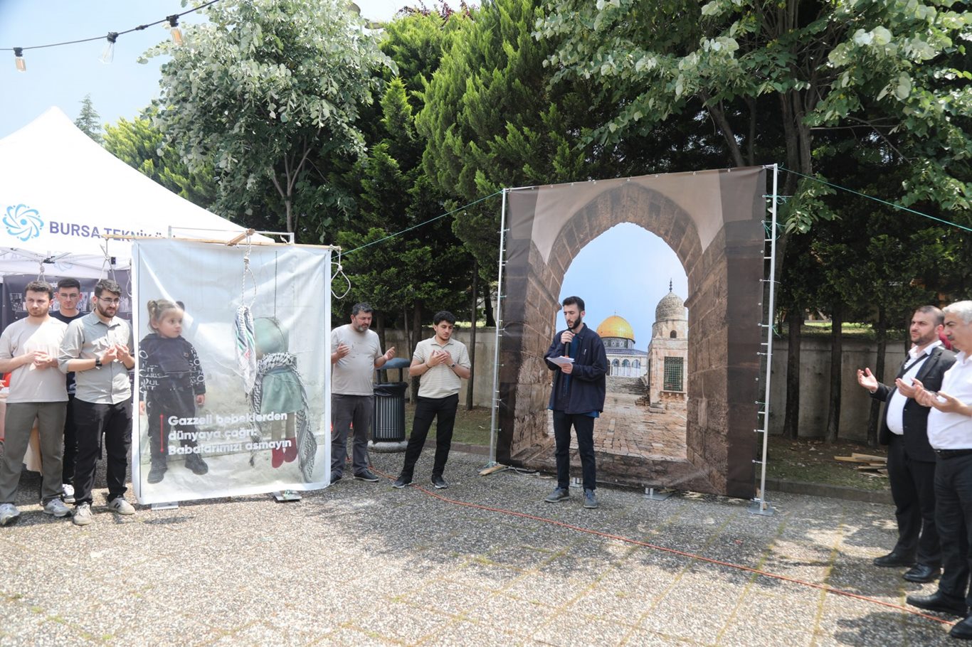Bursa'da üniversite öğrencilerinden Filistin için vicdan nöbeti