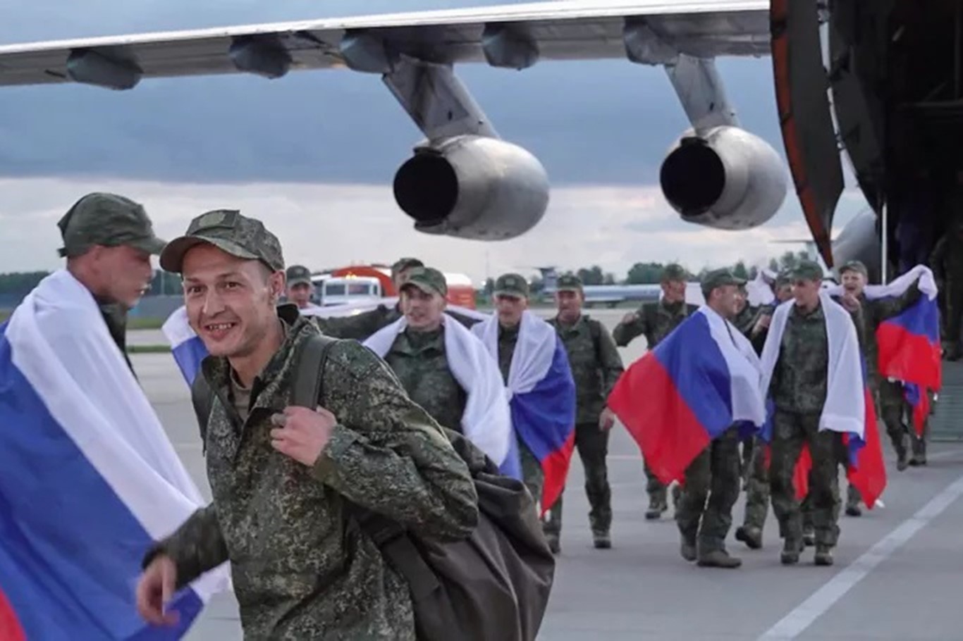 Russia and Ukraine exchange 185 prisoners of war in UAE-mediated swap