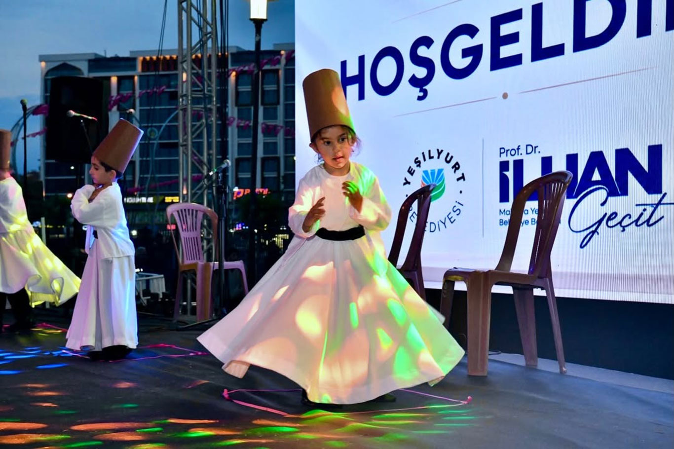 Malatya'da düzenlenen ilahi konserine yoğun ilgi
