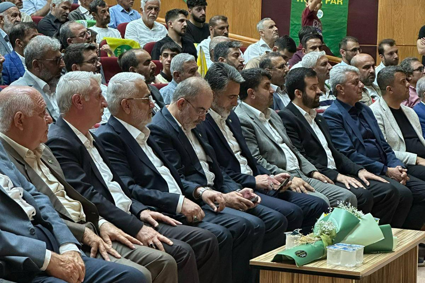 HÜDA PAR Kahta İlçe Başkanlığında bayrak değişimi