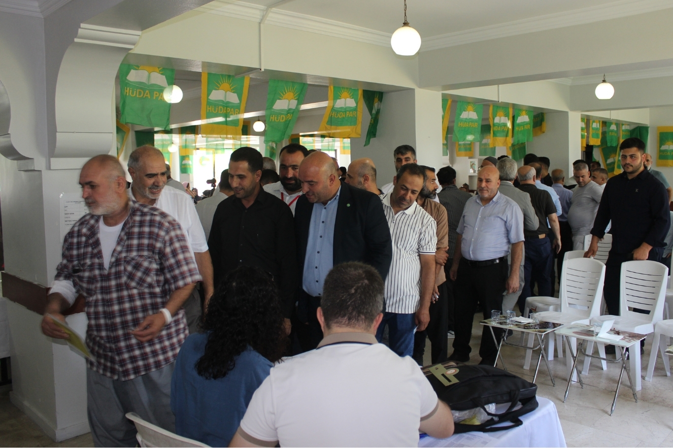 HÜDA PAR Tarsus İlçe Başkanlığına Hikmet Tanış yeniden seçildi