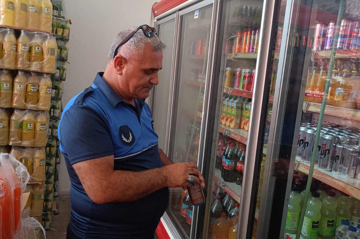 Malatya'da market denetimlerinde tarihi geçmiş ürünlere el konuldu