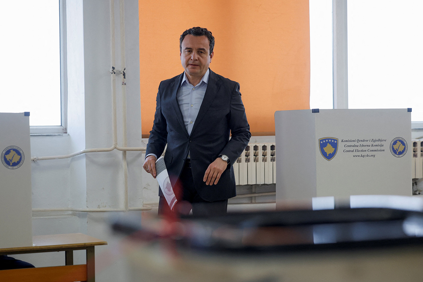 Kosova'da erken seçimi Başbakan Kurti’nin partisi kazandı