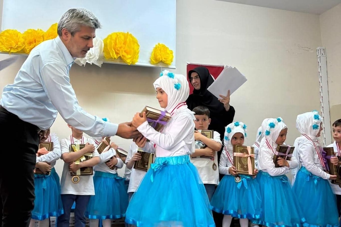 Bursa'da 4-6 Yaş Kur’an Kurslarında mezuniyet sevinci