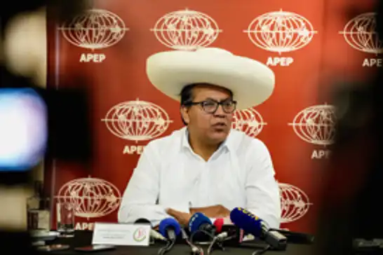 Peru'da devlet başkanlığı seçiminin 2. turunda Sanchez öne geçti