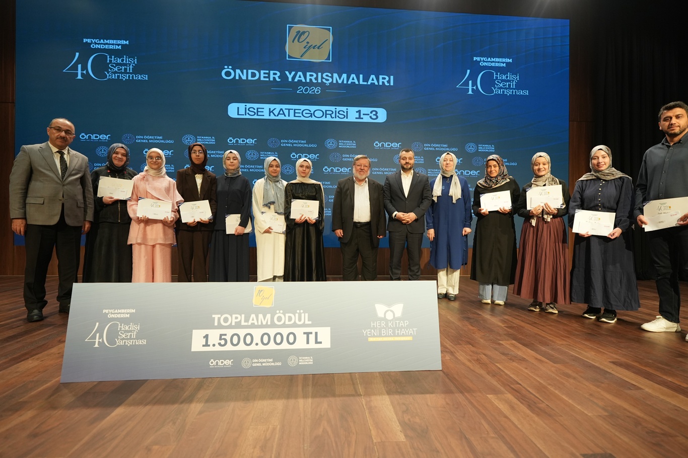 ÖNDER hadis ve kitap okuma yarışmasında ödüller sahiplerini buldu 