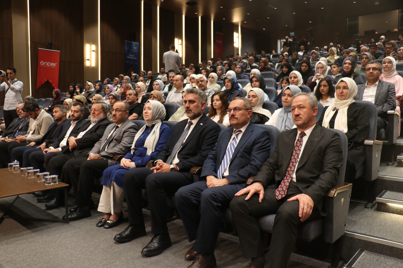 ÖNDER hadis ve kitap okuma yarışmasında ödüller sahiplerini buldu 