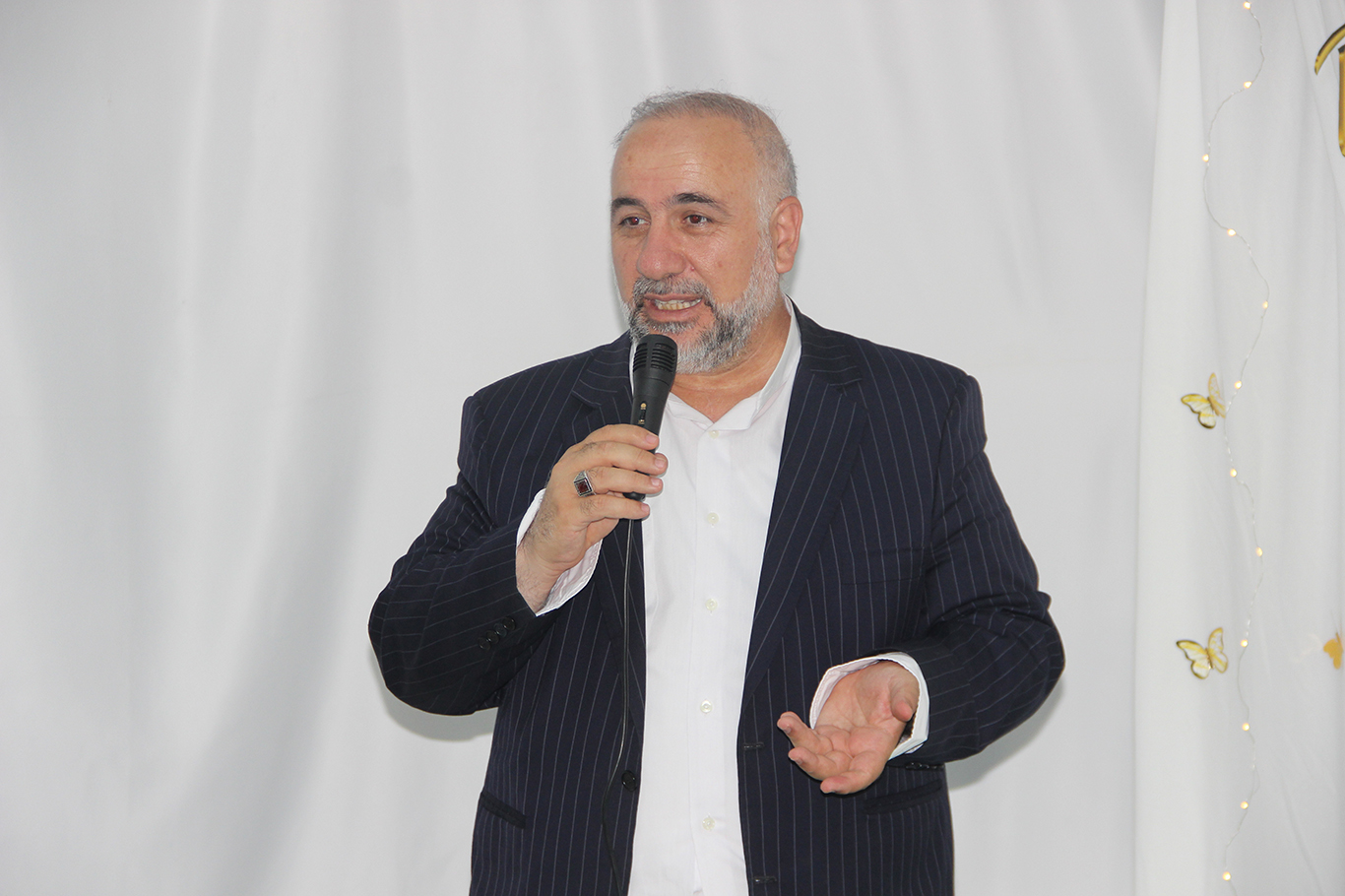Kur'an kursunda eğitim gören 5 yaşındaki Sait ezberlediği surelerle takdir topladı