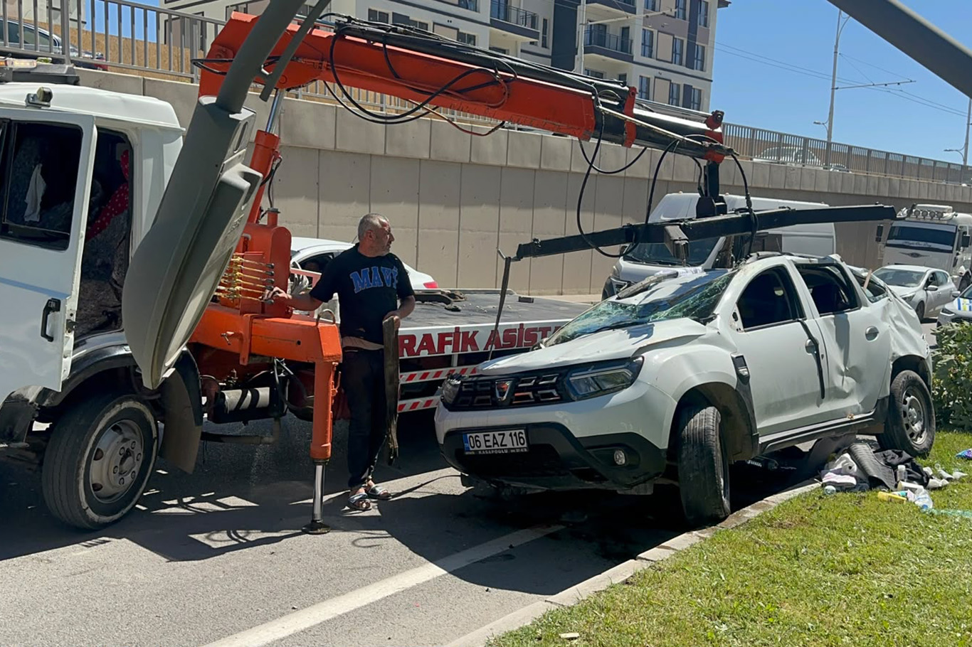 Malatya'da 2 otomobil çarpıştı: 3 yaralı