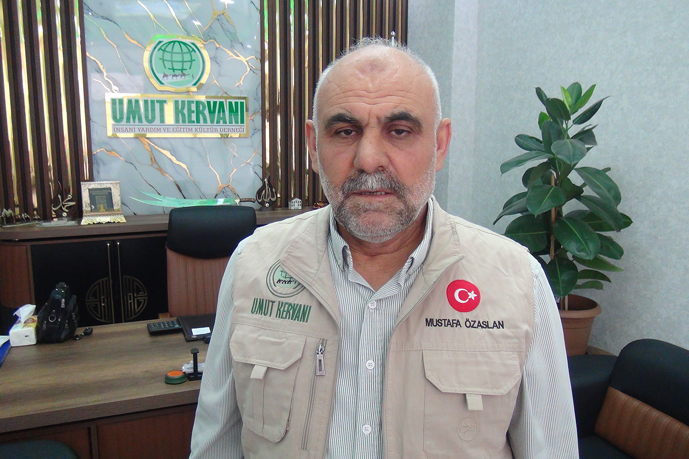 Özaslan: Gazze'de büyük bir soykırım yaşanıyor