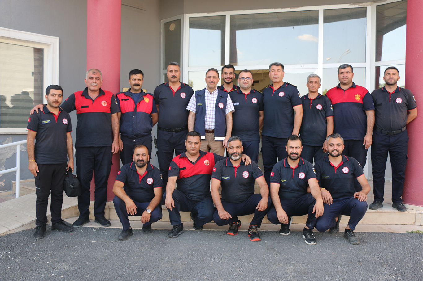 İtfaiye Daire Başkanı Kırmızı: Anız yakmak toprağın geleceğini yakmaktır.