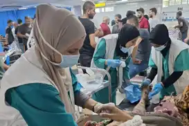 ئونروا: زیاتر لە نیوەی خێزانەکانی غەززە دەستیان بە کەرەستە تەندروستییەکان ڕاناگات