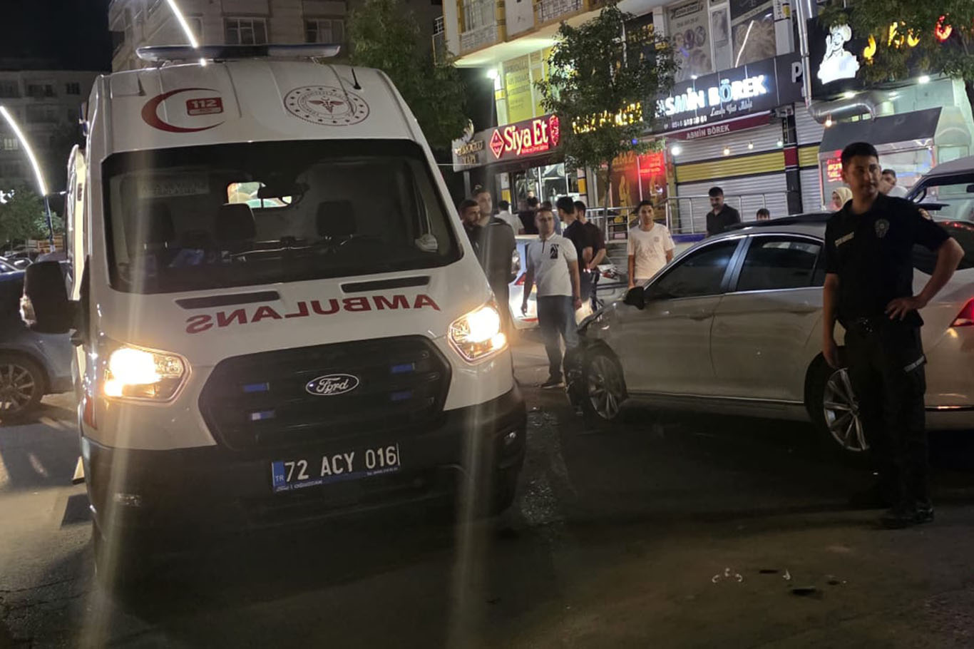 Batman'da iki otomobil çarpıştı: 2 yaralı