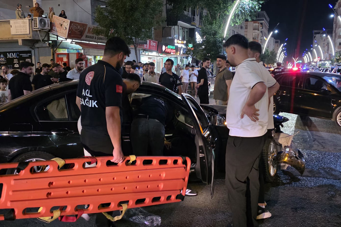 Batman'da iki otomobil çarpıştı: 2 yaralı