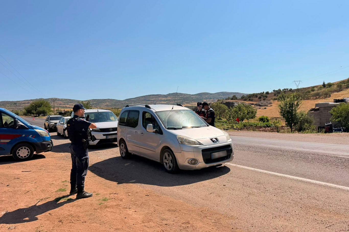 Gaziantep'te 25 aranan şahıs yakalandı