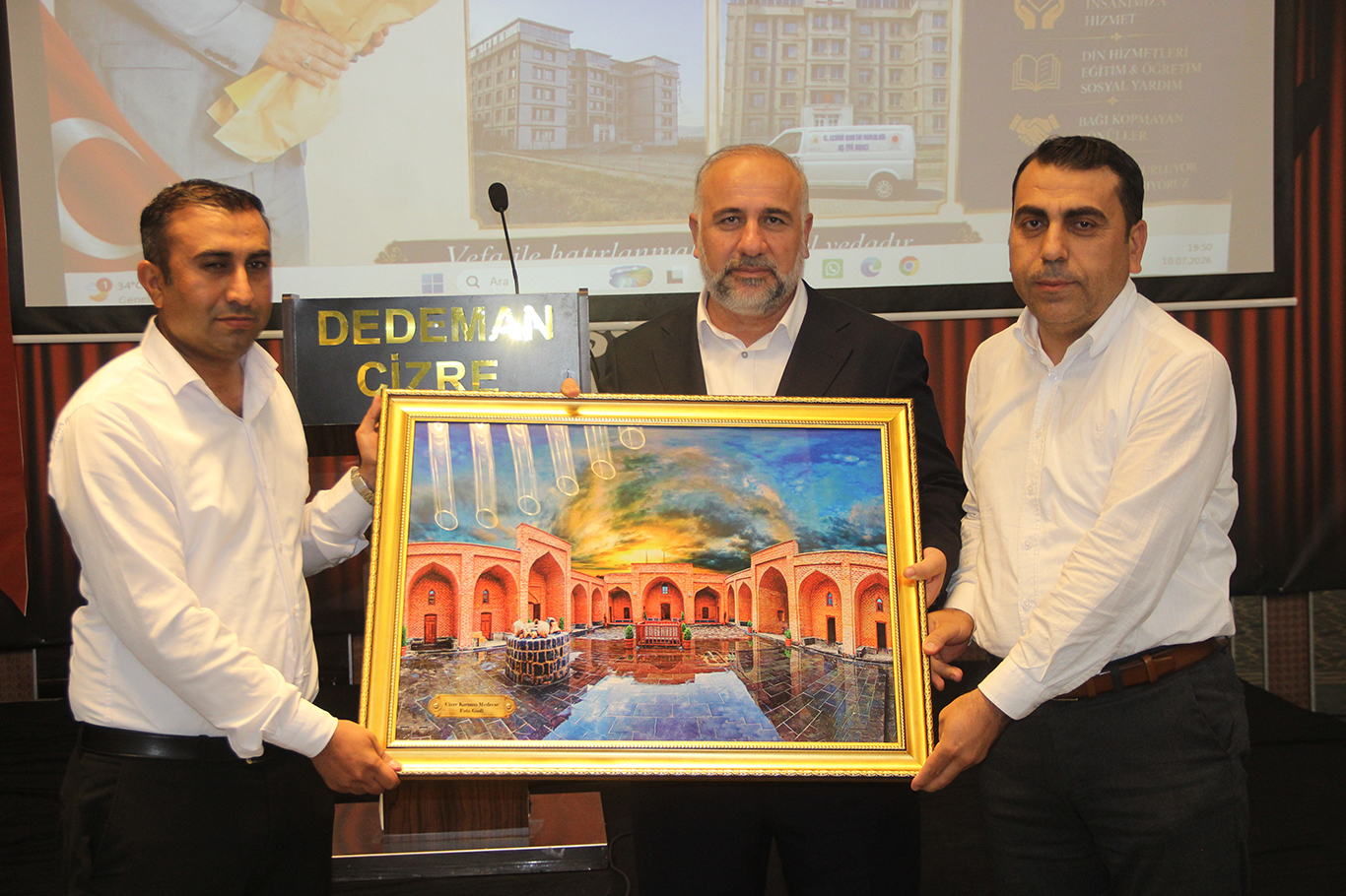 CİZRE MÜFTÜSÜNE VEDA ETTİ