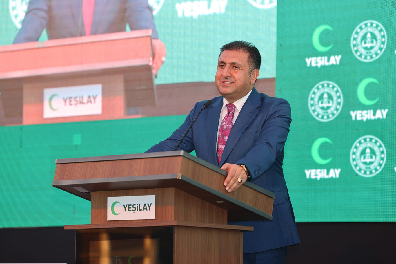 Yeşilay Münazara Turnuvası'nda Türkiye şampiyonu belli oldu