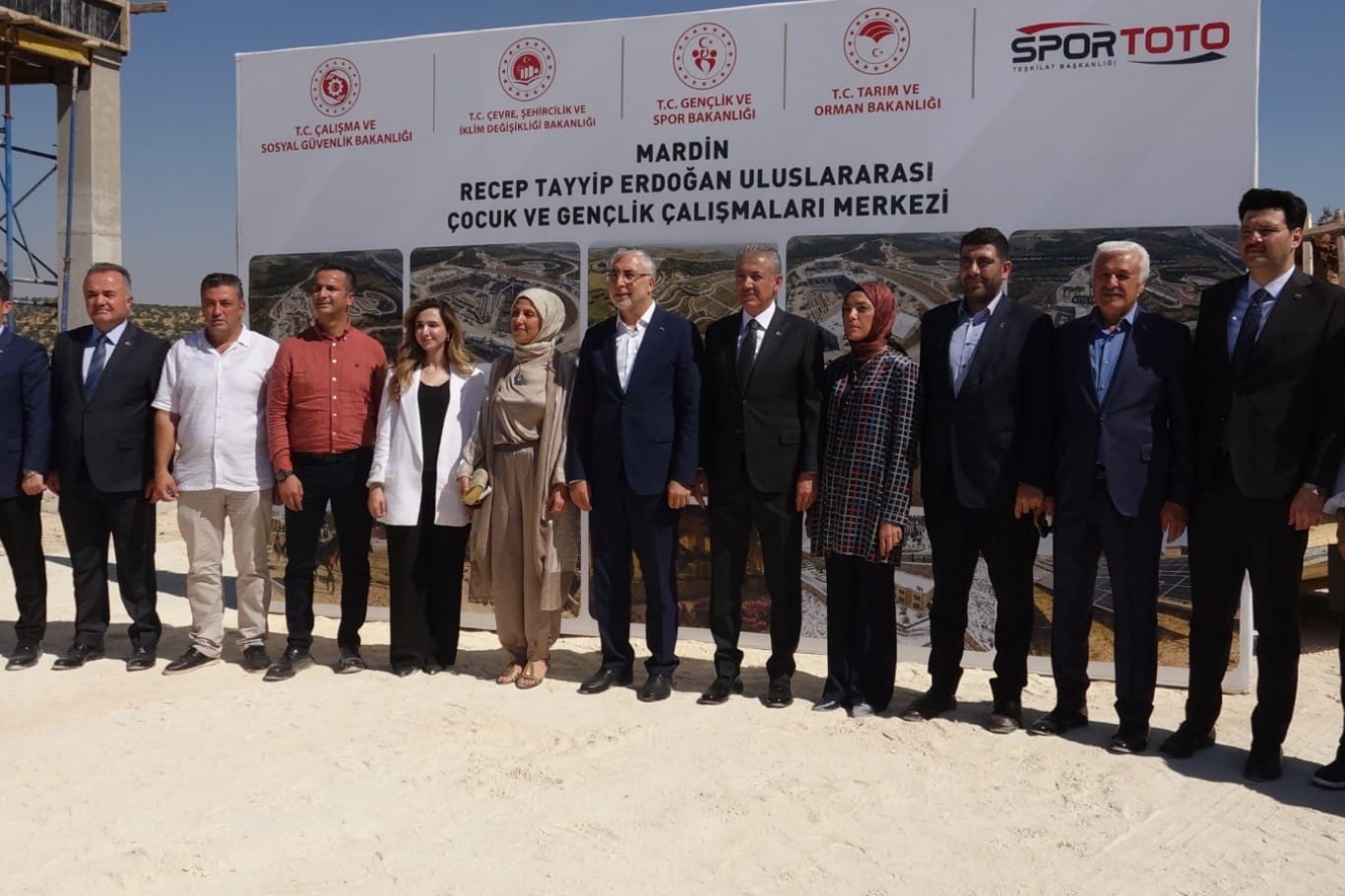 Bakan Işıkhan: Mardin'in kalkınma sürecini sosyal kalkınma ve sosyal donatılarla da gerçekleştirmek zorundayız