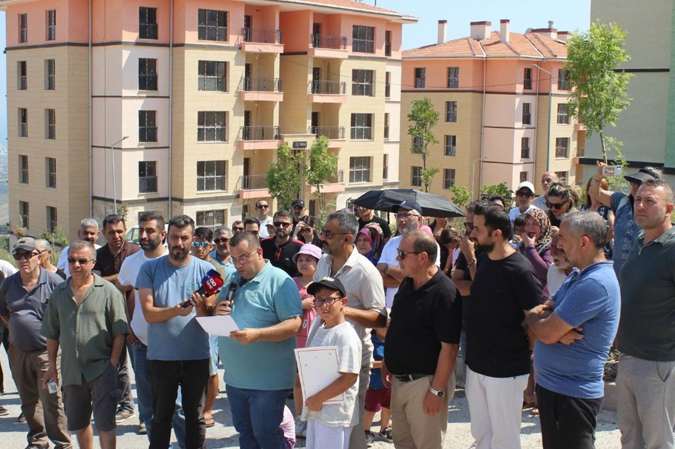 TOKİ hak sahiplerinden tepki: Konutlar sözleşmede belirtilen tarihte teslim edilmedi