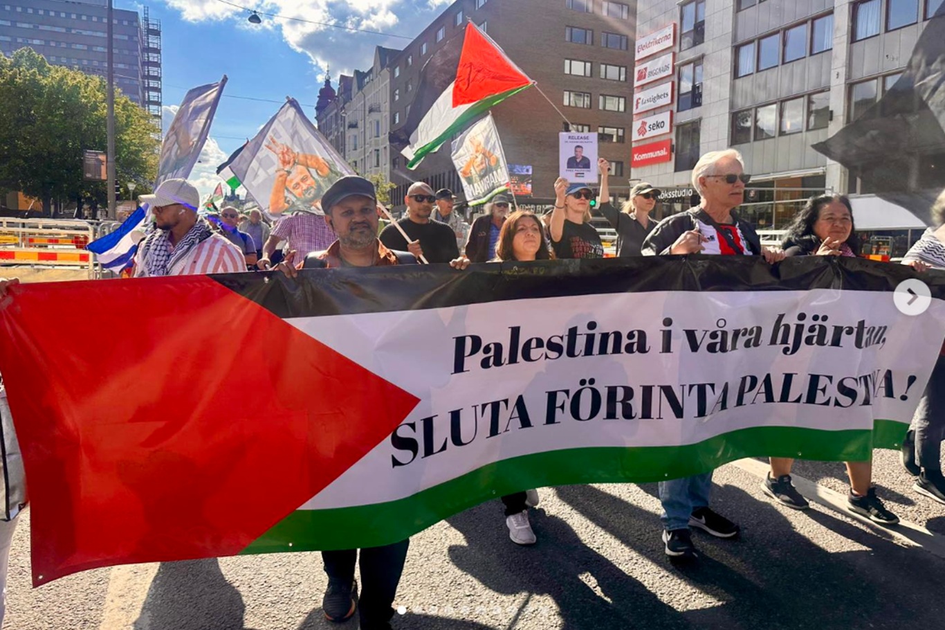 Hundreds rally in Stockholm demanding end to Israeli atttacks on Gaza