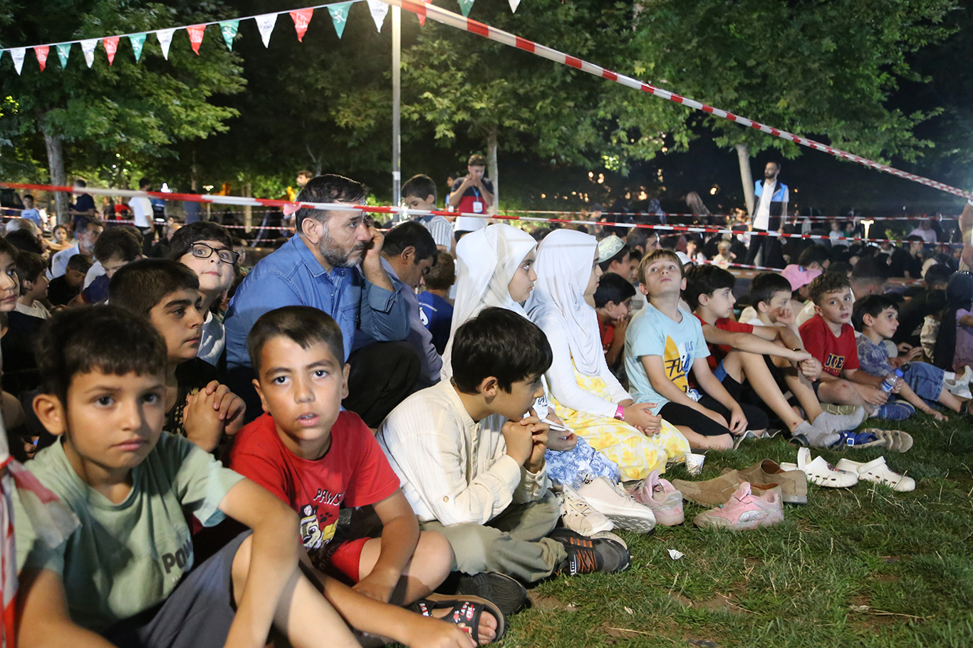 Davet ve Gençlik Hareketi'nin park etkinliğinde çocuklar ve aileler bir araya geldi 