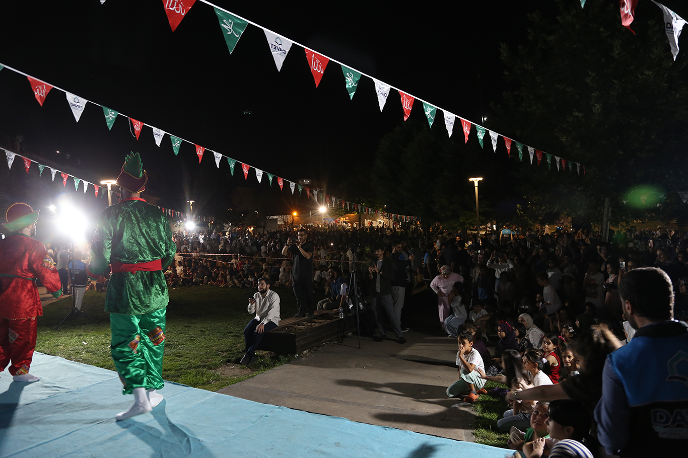 Davet ve Gençlik Hareketi'nin park etkinliğinde çocuklar ve aileler bir araya geldi 